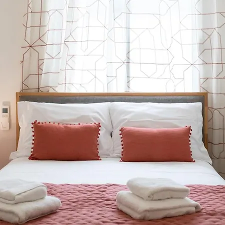 L38 Hobeika Fleur 7min Walk To Beach,free Park,balc&ac * Nice