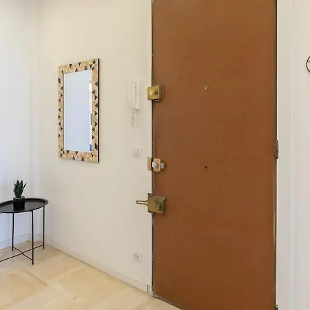 L38 Hobeika Fleur 7min Walk To Beach,free Park,balc&ac Apartment Nice