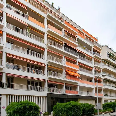 L38 Hobeika Fleur 7min Walk To Beach,free Park,balc&ac Apartment