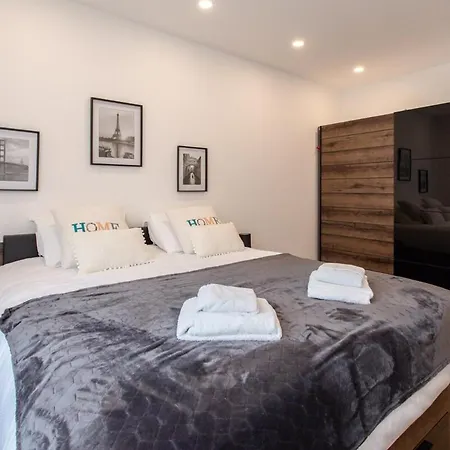 L38 Hobeika Fleur 7min Walk To Beach,free Park,balc&ac Nice