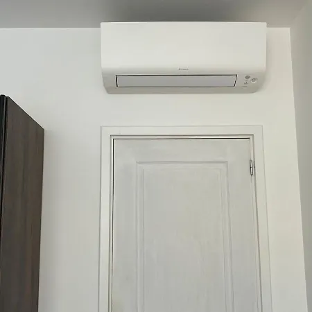L38 Hobeika Fleur 7min Walk To Beach,free Park,balc&ac Nice